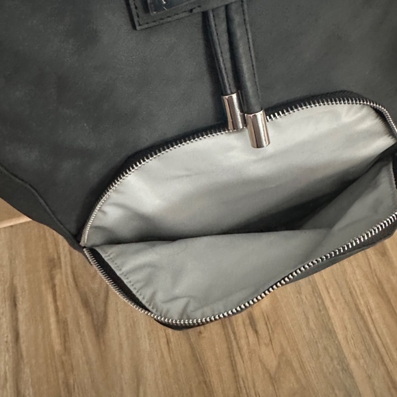 Petunia Picklebottom Cinch Convertible Diaper bag - Picture 8 of 12